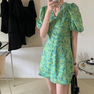 v-neck puffed sleeve floral green mini dress